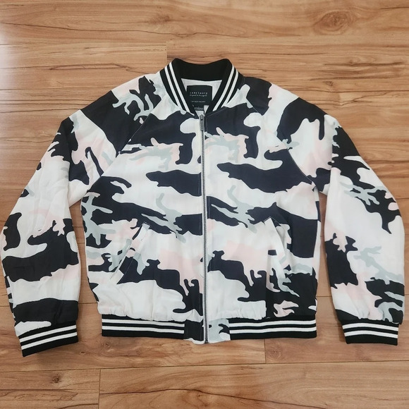NWT Sanctuary Lightweight Bomber Camo Jacket size LARGE - Picture 1 of 8